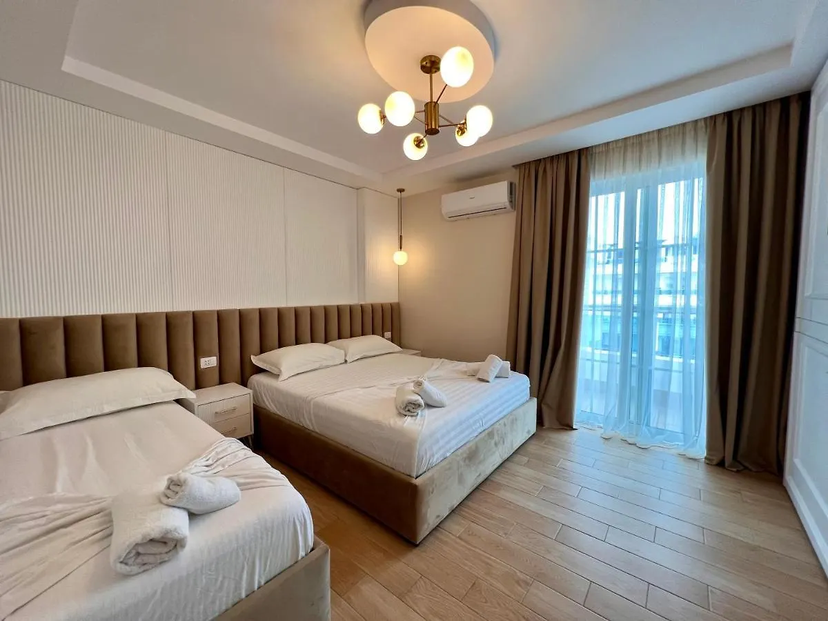 Apartament The Wish House Golem  Albania