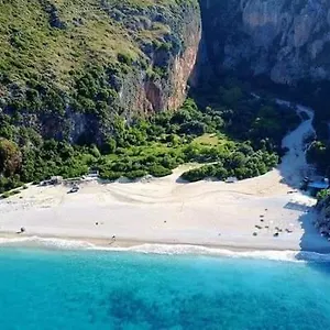  Campsite Gjipe Eco
